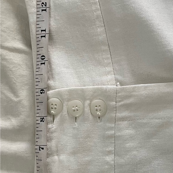 Laura Studio size 10 white linen pants. - Picture 9 of 11